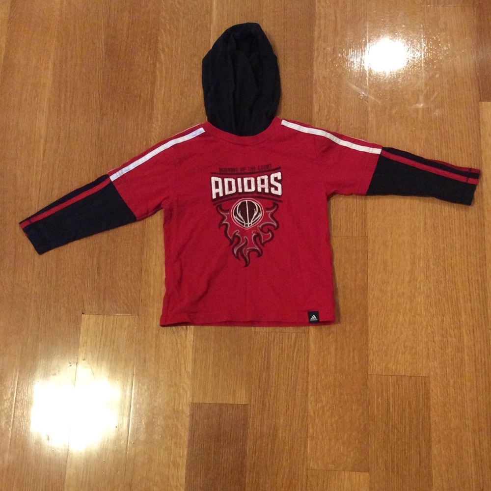Adidas - Red Long Sleeved Hoodie T-Shirt - Size 3T